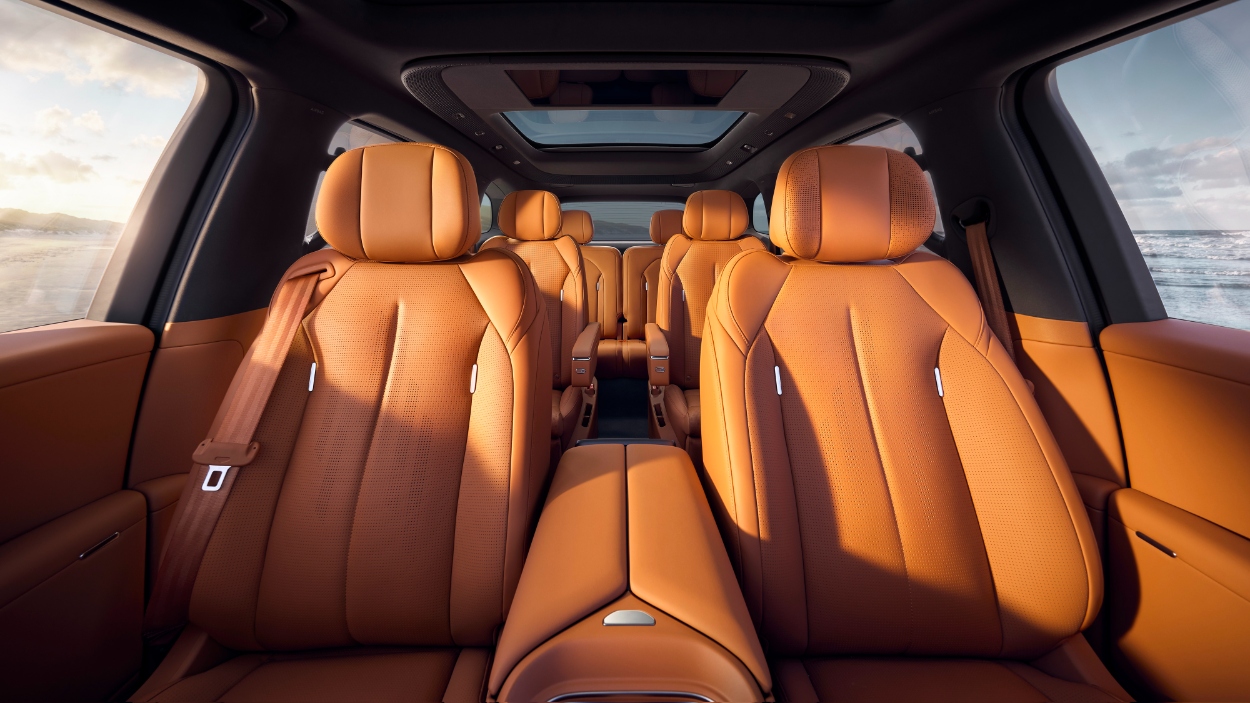 Novo SUV da XPENG G9L com sete lugares