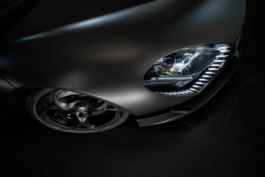Exclusivo Alfa Romeo 33 Stradale Perla Nera