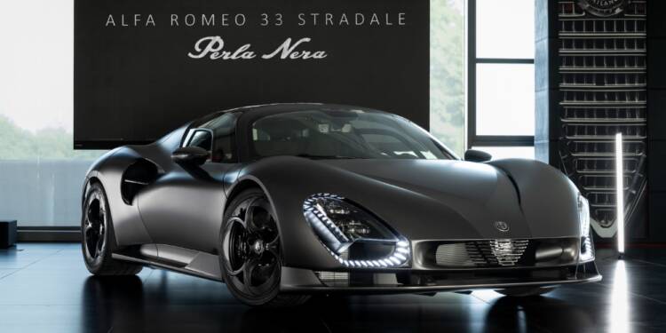 Exclusivo Alfa Romeo 33 Stradale Perla Nera
