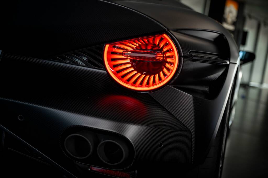 Exclusivo Alfa Romeo 33 Stradale Perla Nera