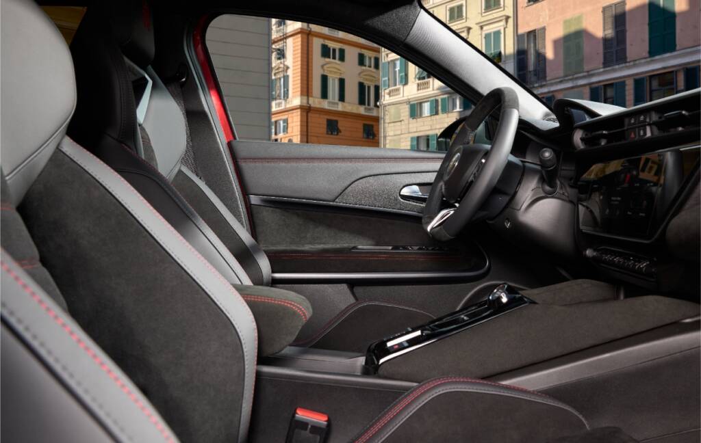 Alfa Romeo atualizou o Junior