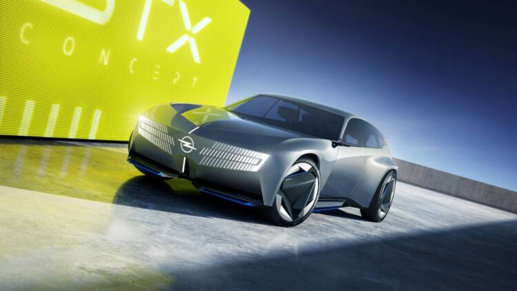Opel STX Concept mostra o futuro da Astra Sports Tourer